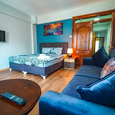 Apartament Yaghane