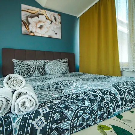 Apartament Yaghane *