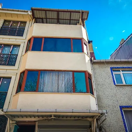 Yaghane Istanbul