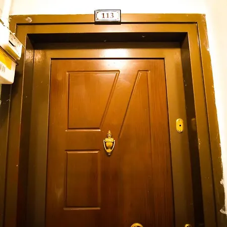 Yaghane Apartment